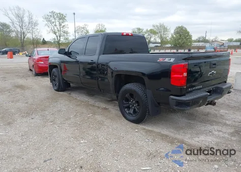 2017 Chevrolet Silverado 1500 2Lt z USA, uszkodzony, nr VIN 1GCVKREC6HZ158504